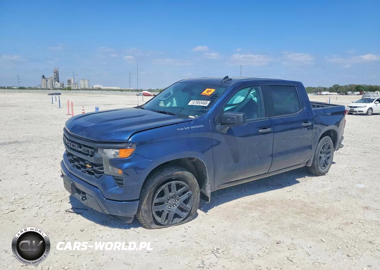2022 Chevrolet Silverado C1500 Custom