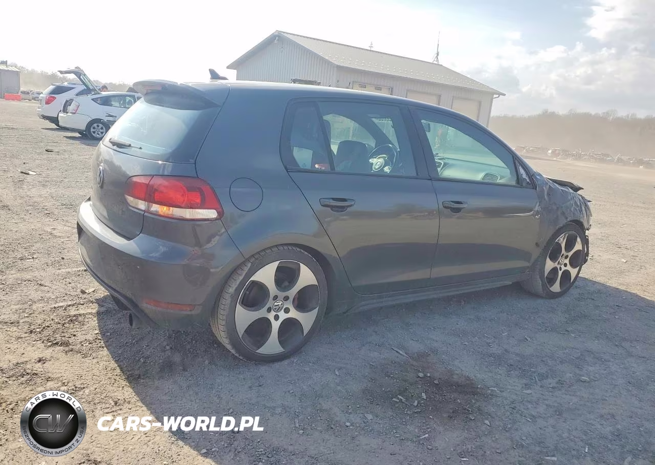 2011 Volkswagen Gti VIN:WVWGD7AJ1BW323010 - 3