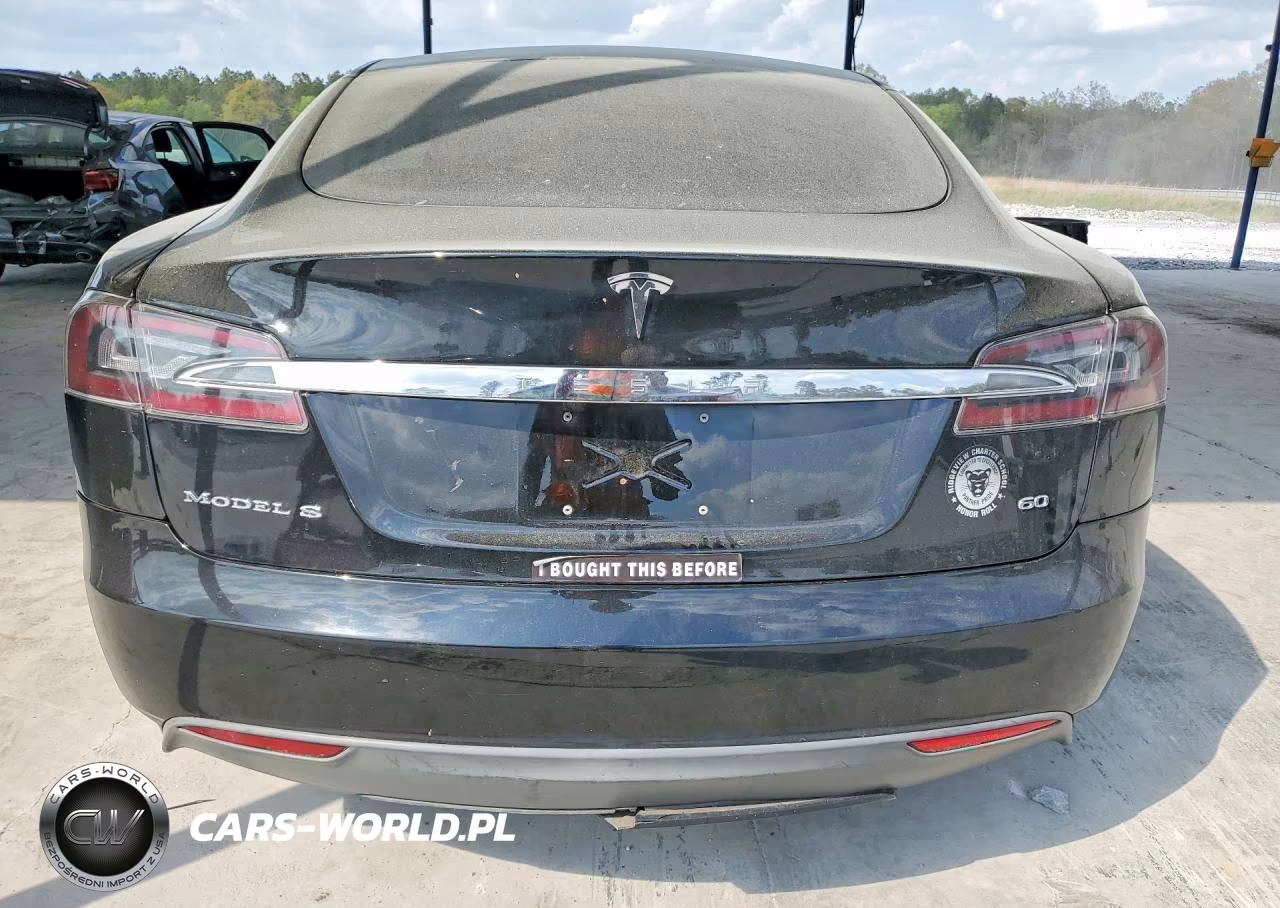 2013 Tesla Model S VIN:5YJSA1AG8DFP07619 - 6