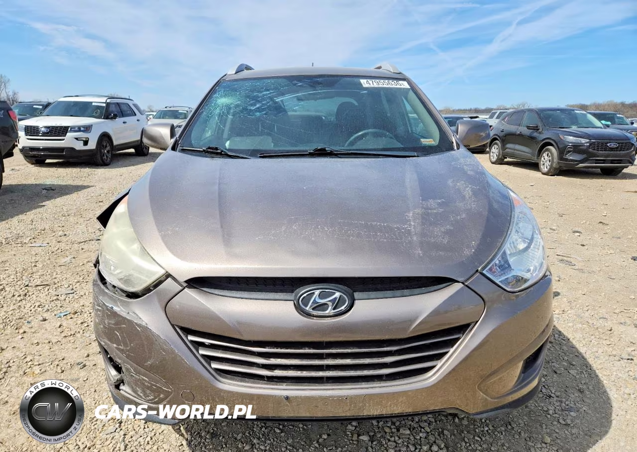 2011 Hyundai Tucson VIN:KM8JUCAC3BU201577 - 5