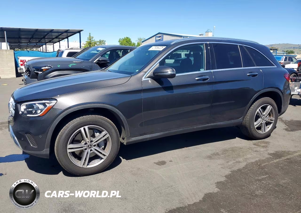 2021 Mercedes-Benz Glc 300 4Matic – zdjęcie 1 z 13