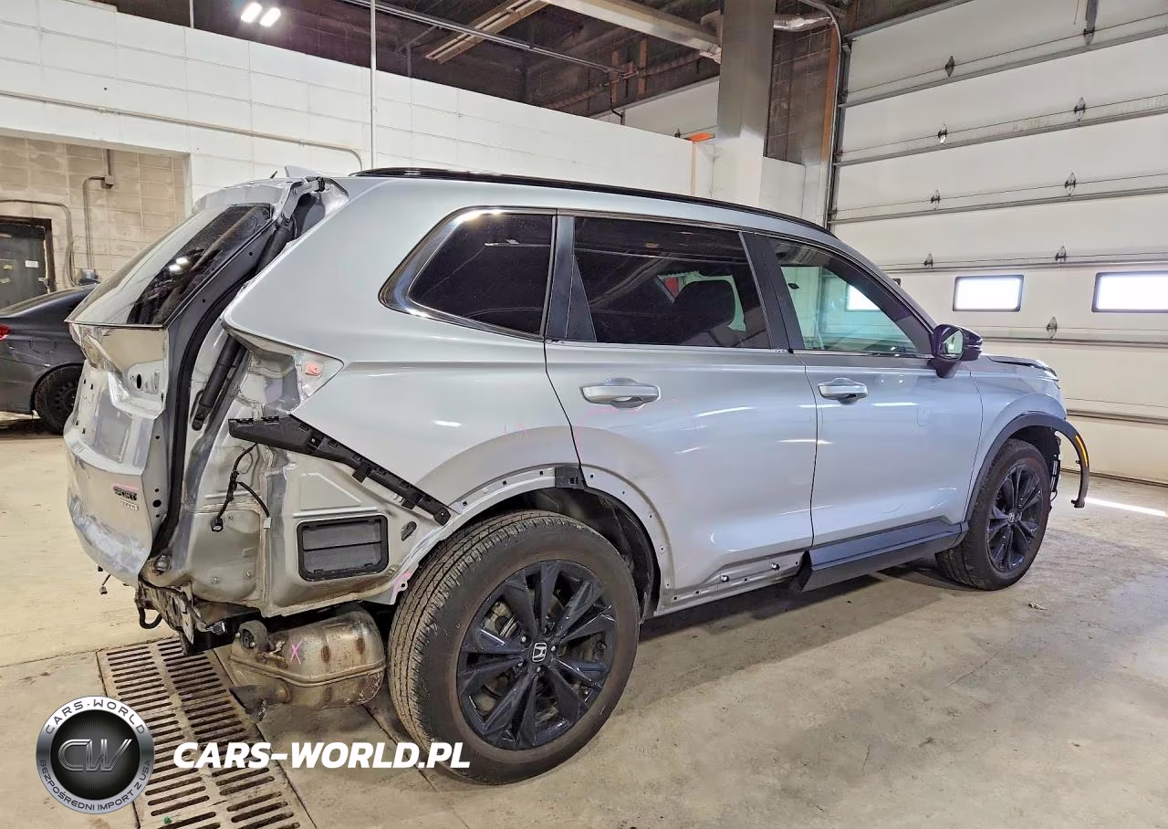 2025 Honda Cr-V Sport Touring VIN:2HKRS6H93SH820974 - 3