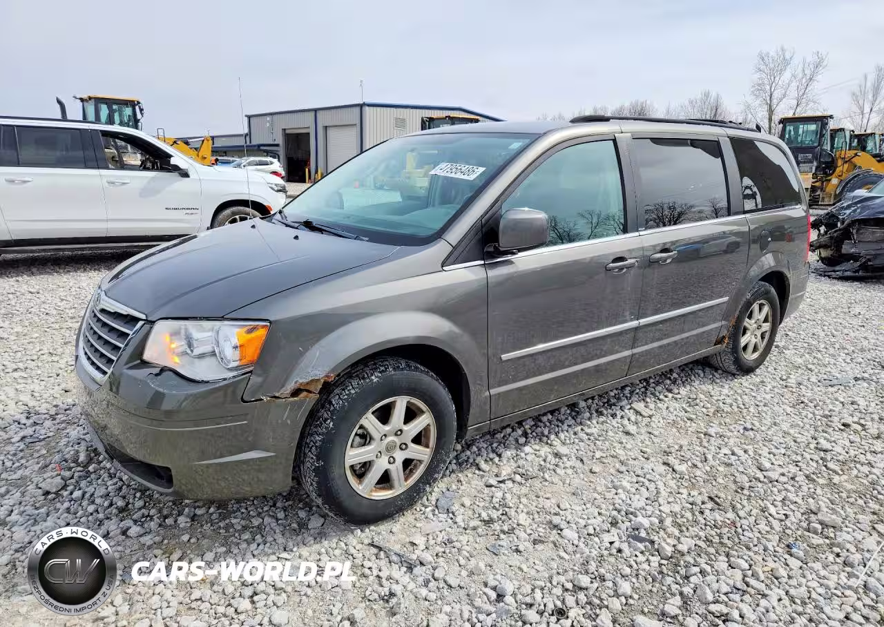 2010 Chrysler Town & Country Touring