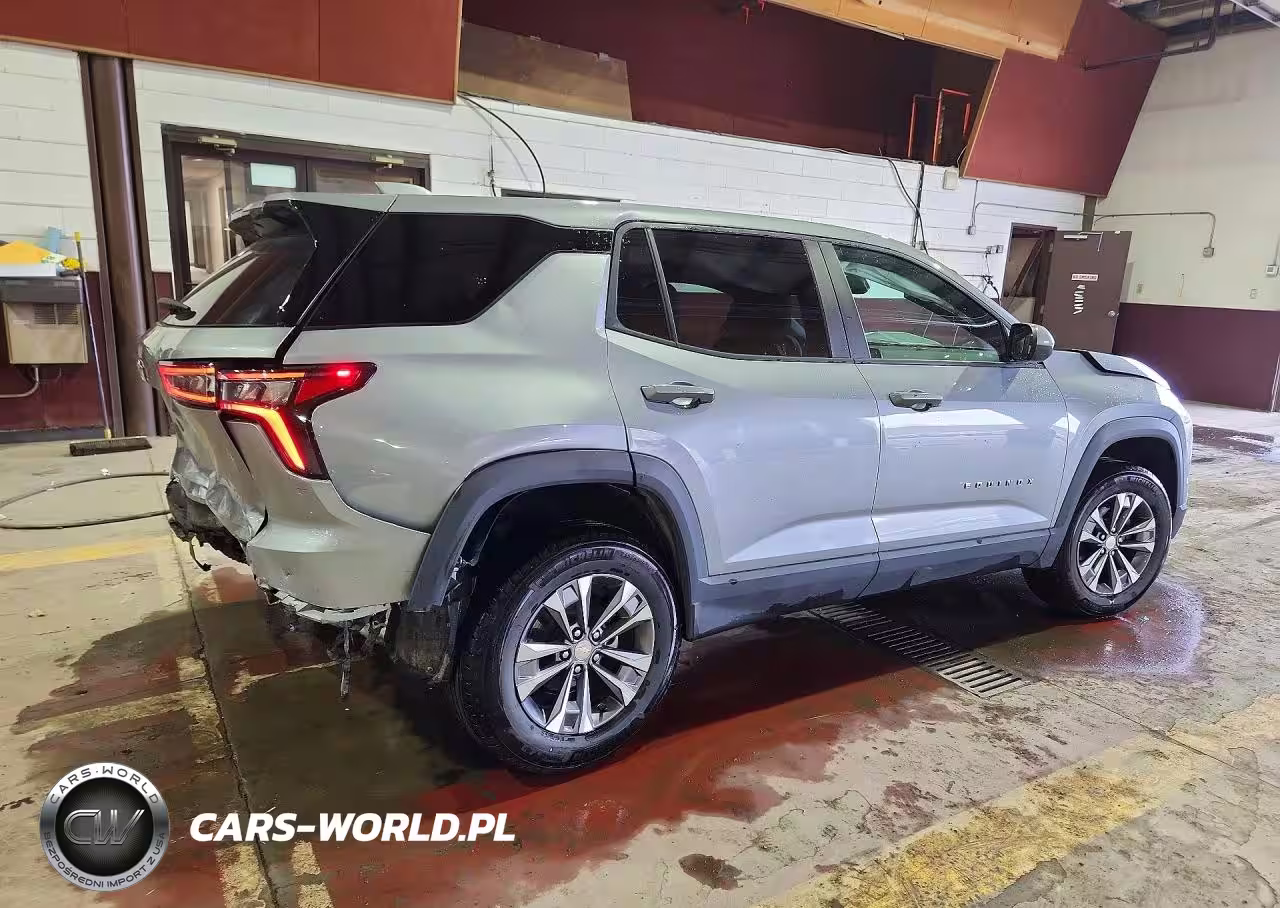 2026 Chevrolet Equinox Lt VIN:3GNAXPEG4TL240679 - 3
