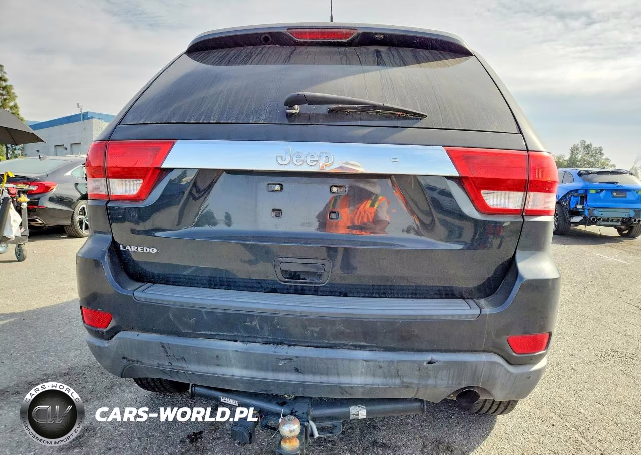 2011 Jeep Grand Cherokee Laredo VIN:1J4RS4GG6BC535082 - 6