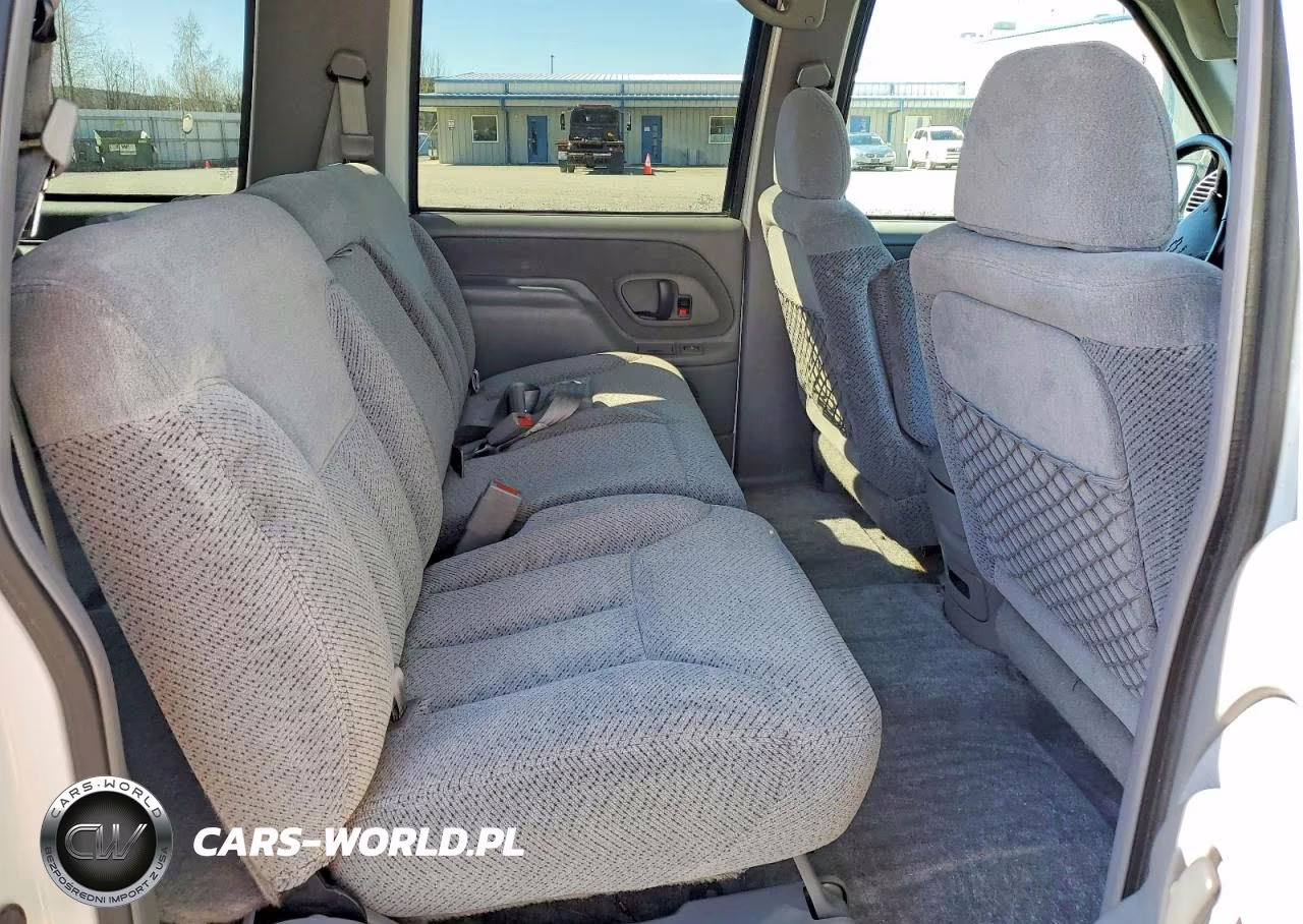 1995 Chevrolet Suburban 1500 4D VIN:1GNFK16K3SJ323398 - 11