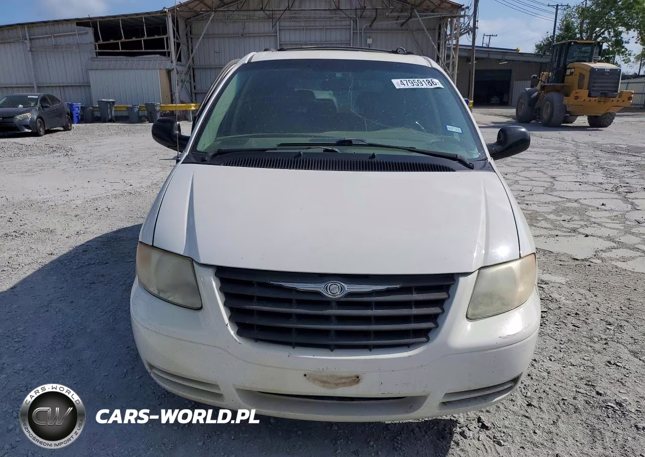 2007 Chrysler Town & Country Lx VIN:1A4GJ45R57B173662 - 5