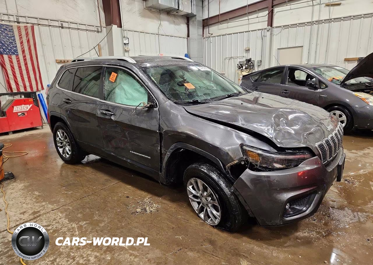 2021 Jeep Cherokee Latitude Lux VIN:1C4PJMMX6MD122712 - 4