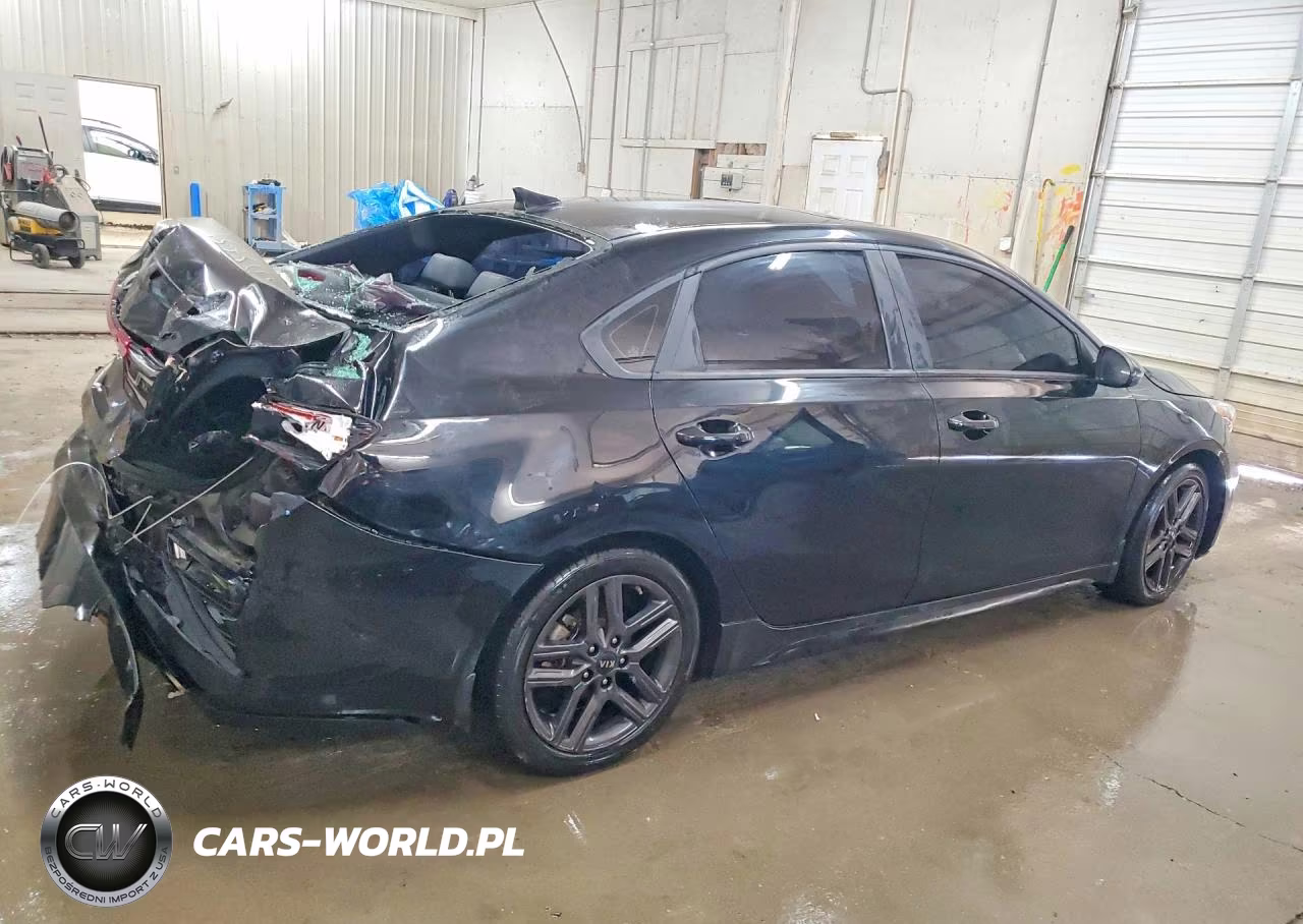 2021 Kia Forte Gt-Line VIN:3KPF34AD7ME326644 - 3