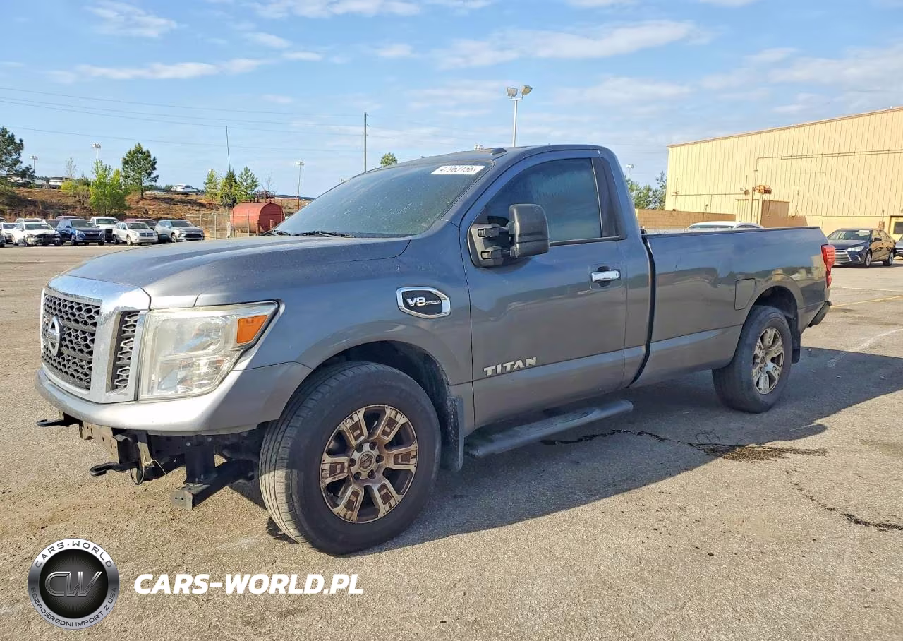 2017 Nissan Titan Sv