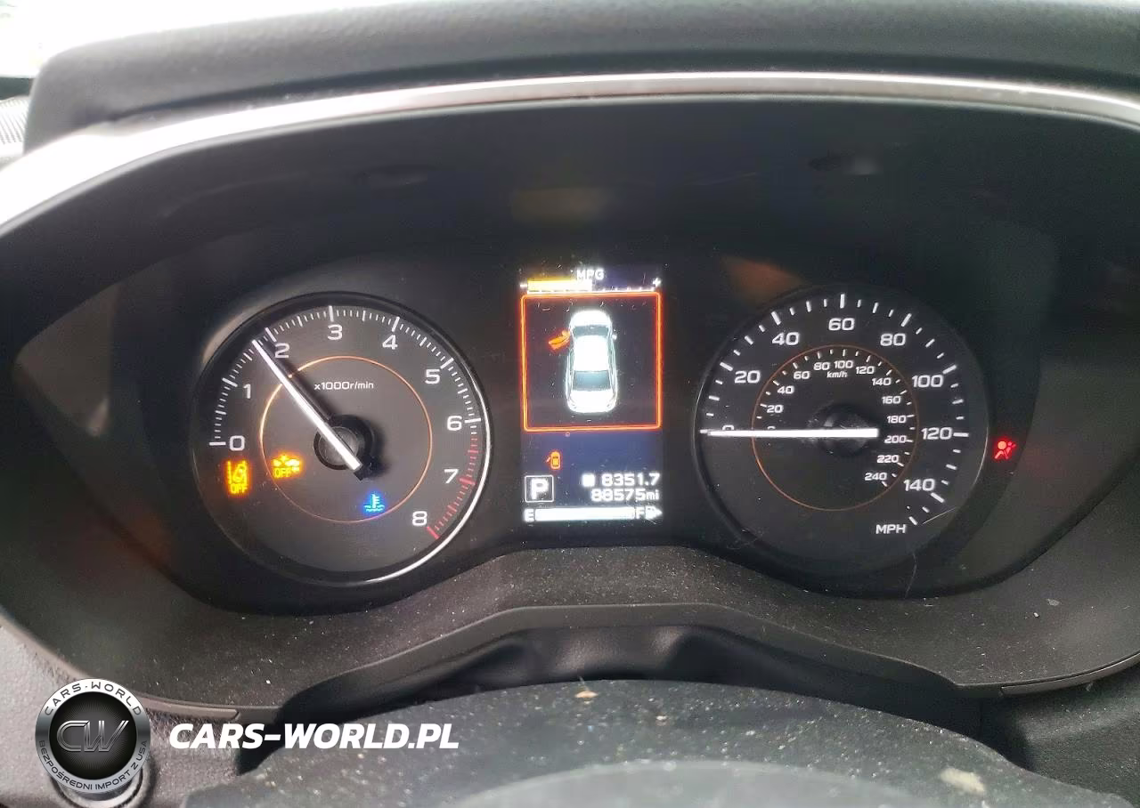 2018 Subaru Crosstrek Premium VIN:JF2GTADCXJH298156 - 9