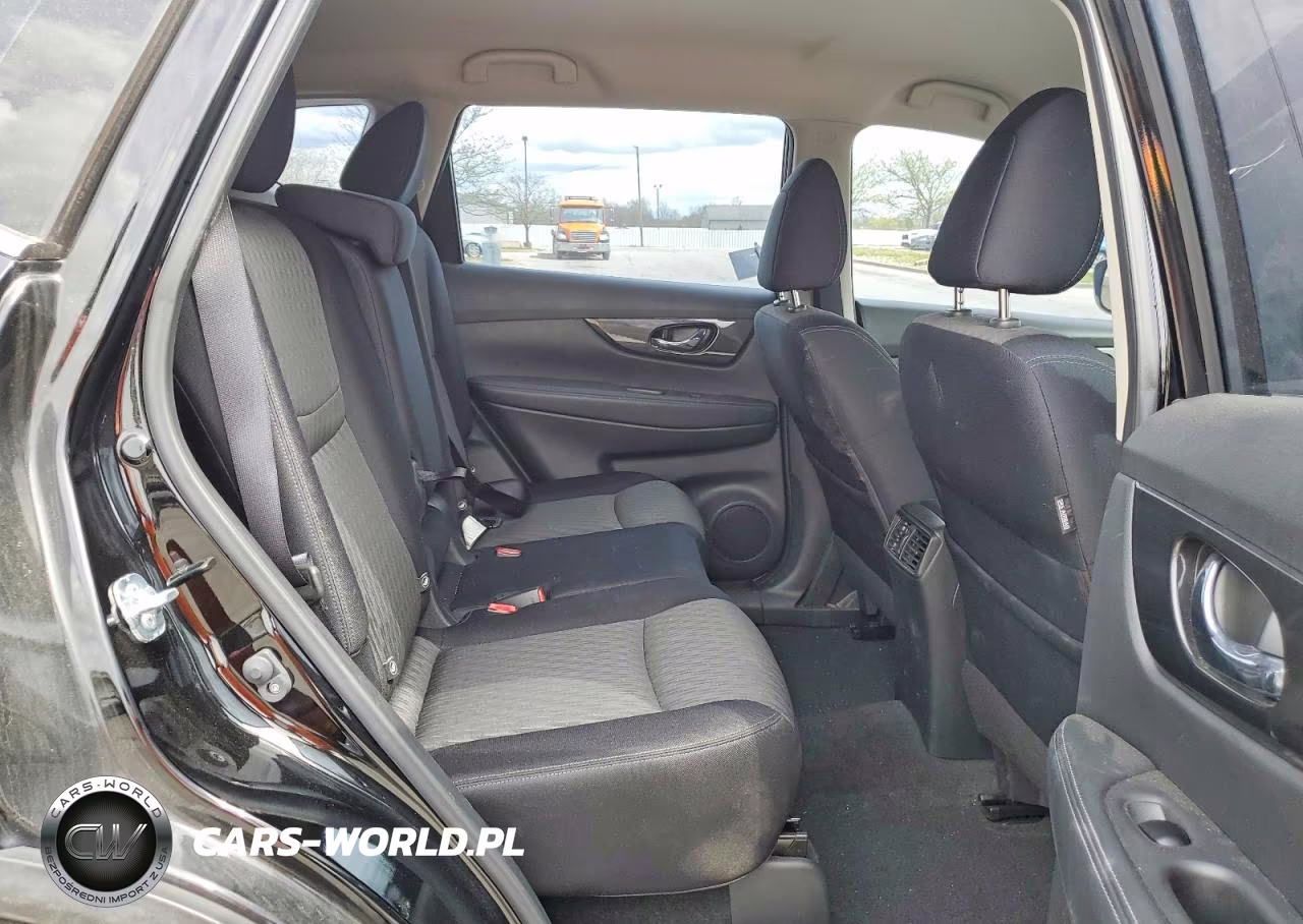 2017 Nissan Rogue S VIN:JN8AT2MT0HW388839 - 11