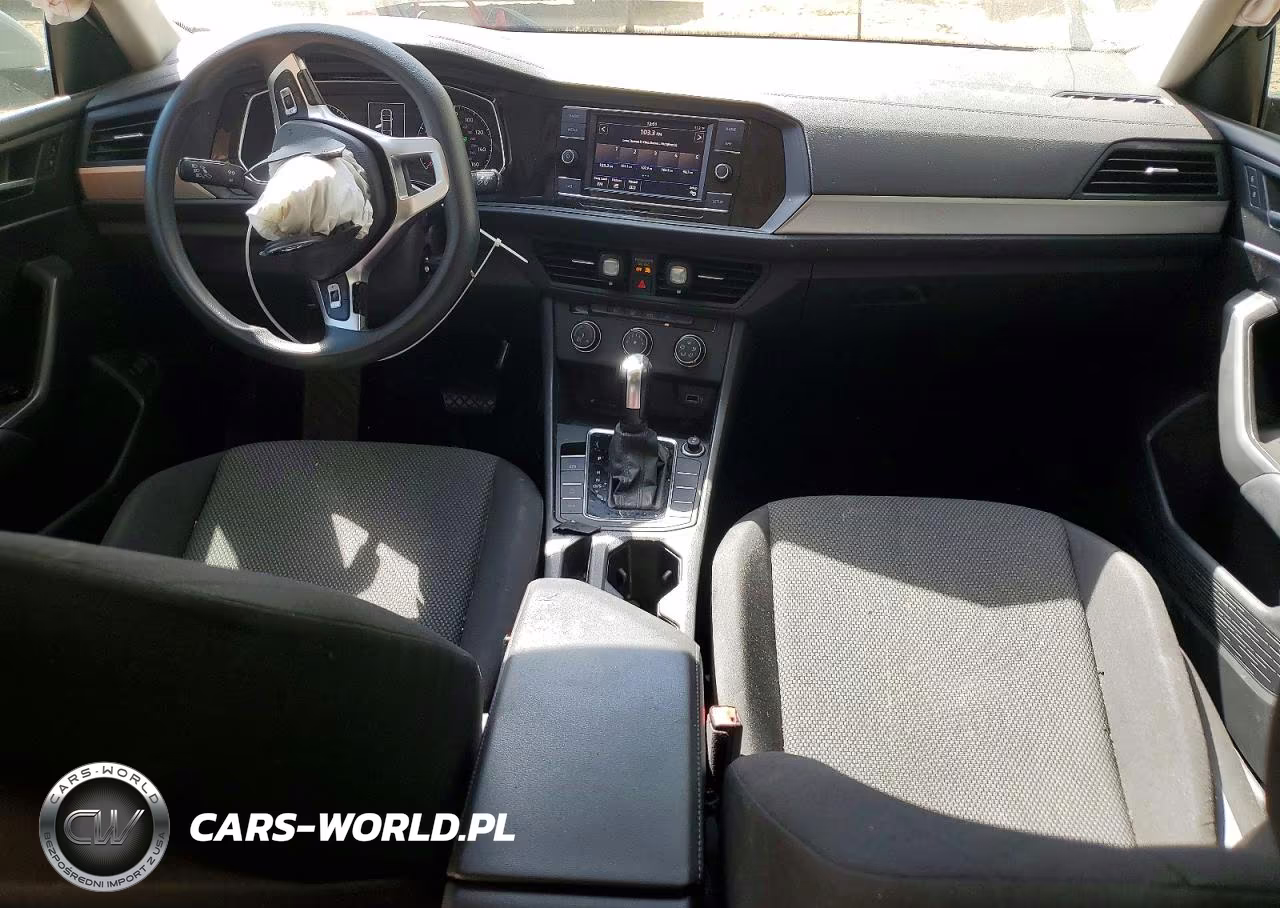 2019 Volkswagen Jetta S VIN:3VWC57BUXKM131800 - 8