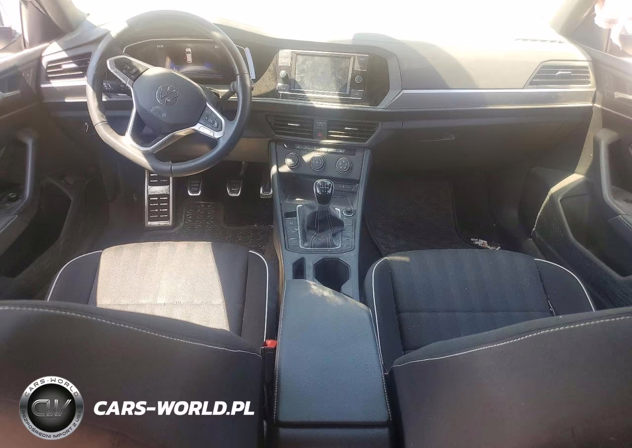 2024 Volkswagen Jetta Sport VIN:3VWAM7BU4RM048514 - 8