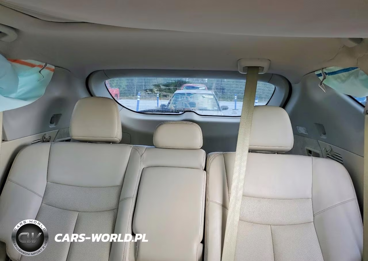 2018 Nissan Murano Platinum VIN:5N1AZ2MG5JN156676 - 10