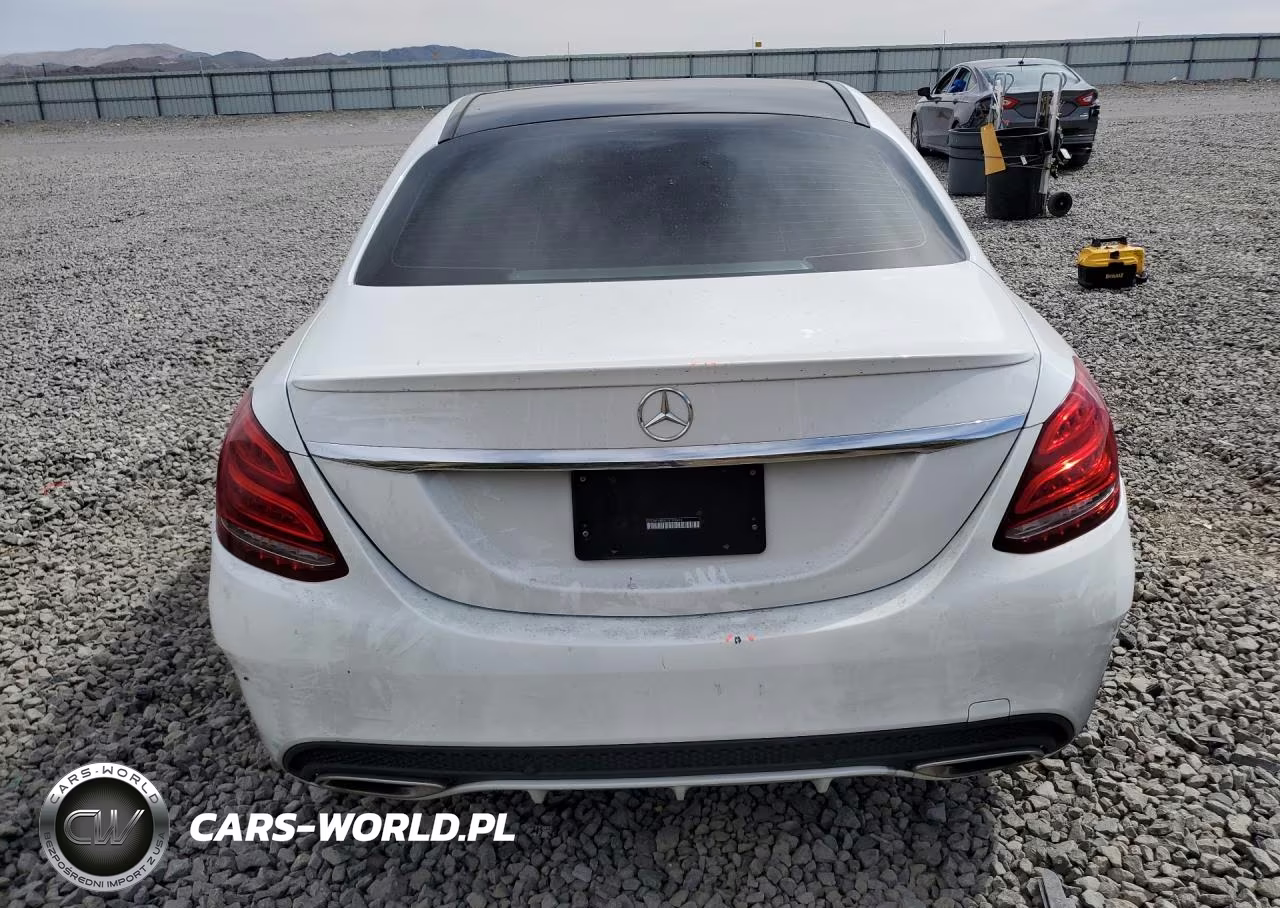 2016 Mercedes-Benz C 300 4Matic VIN:55SWF4KB6GU103643 - 6