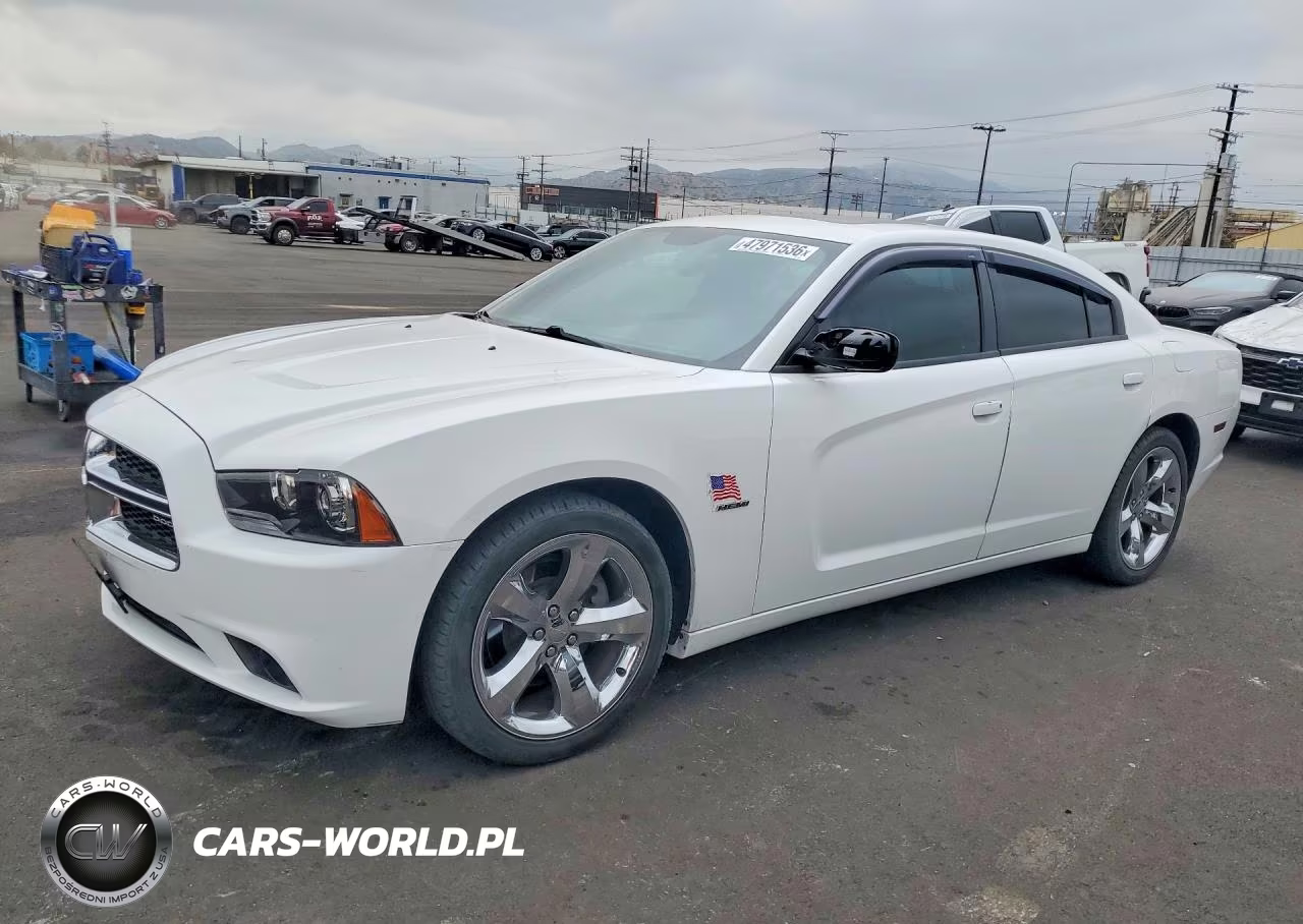 2012 Dodge Charger R