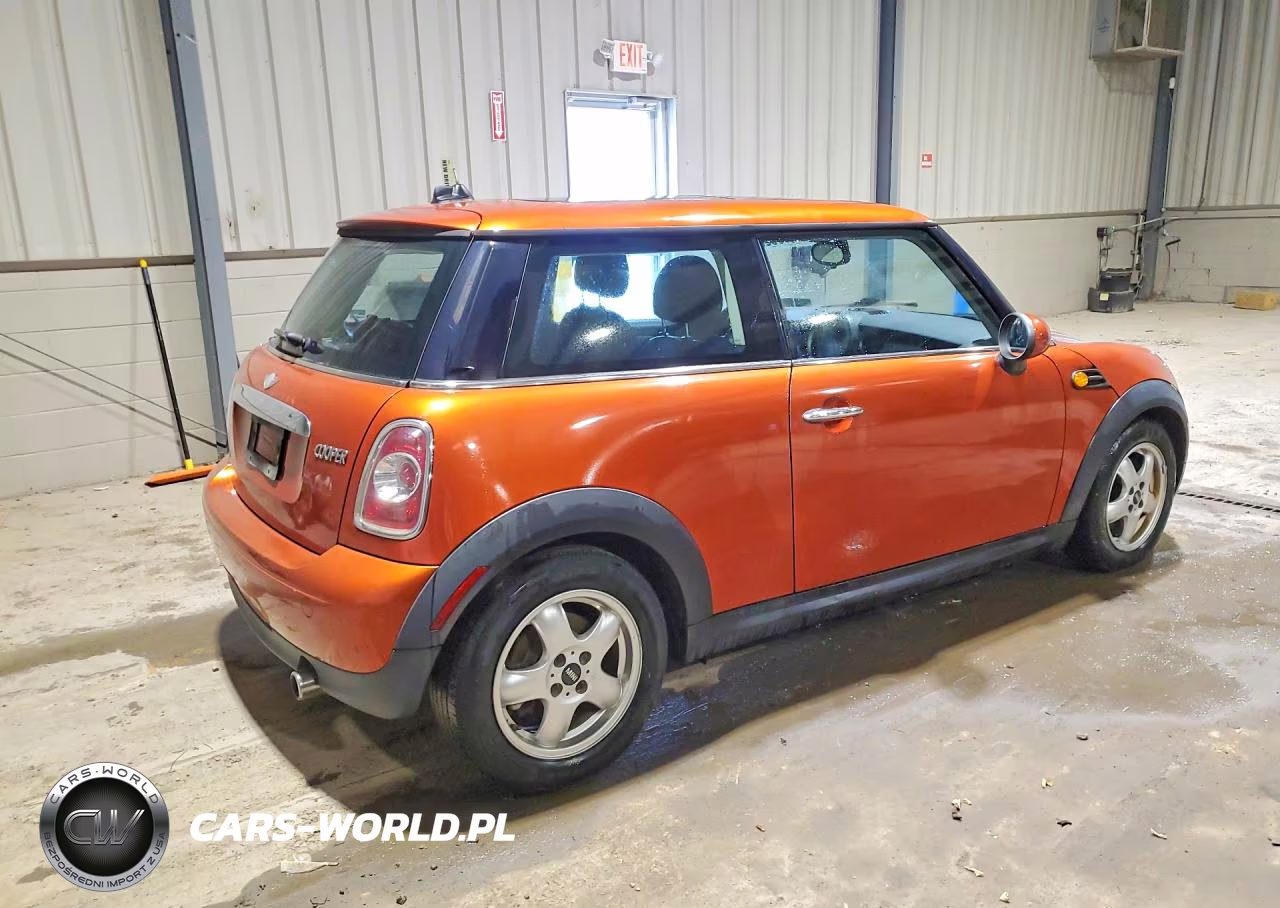2011 Mini Cooper VIN:WMWSU3C57BT251439 - 3
