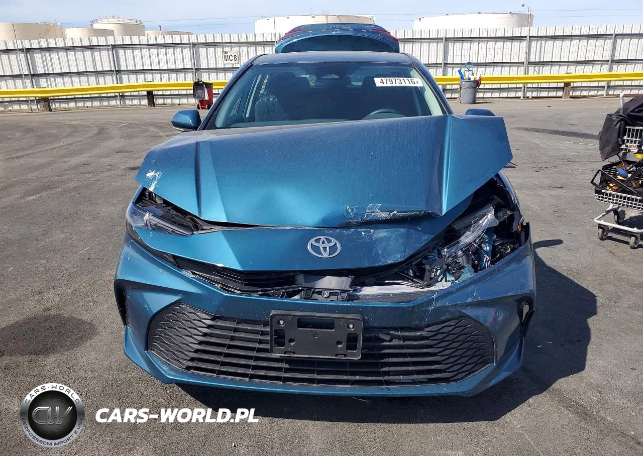 2026 Toyota Camry Le VIN:4T1DAACK4TU211180 - 5