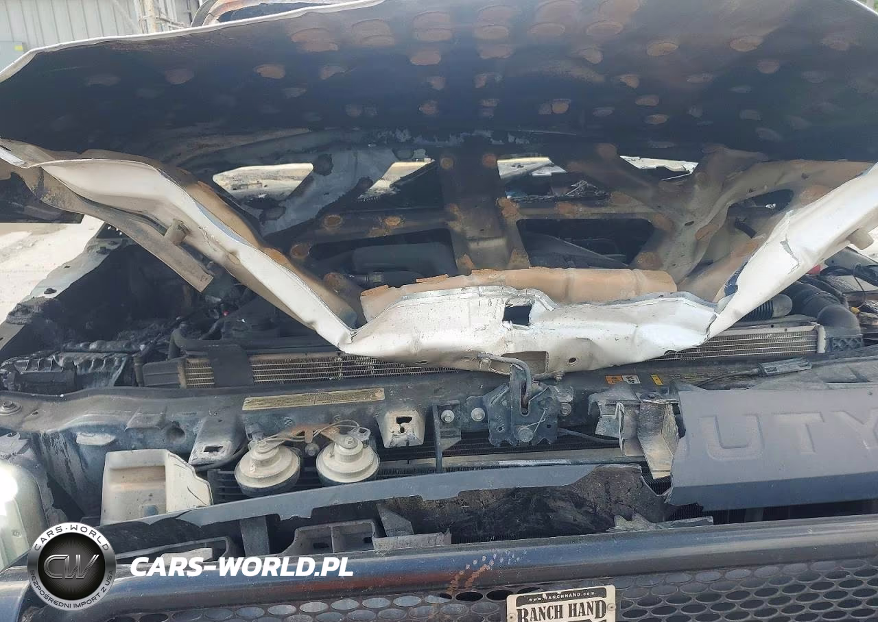 2012 Ford F350 Super Duty Flatbed Truck VIN:1FD8W3HT0CEB46404 - 11
