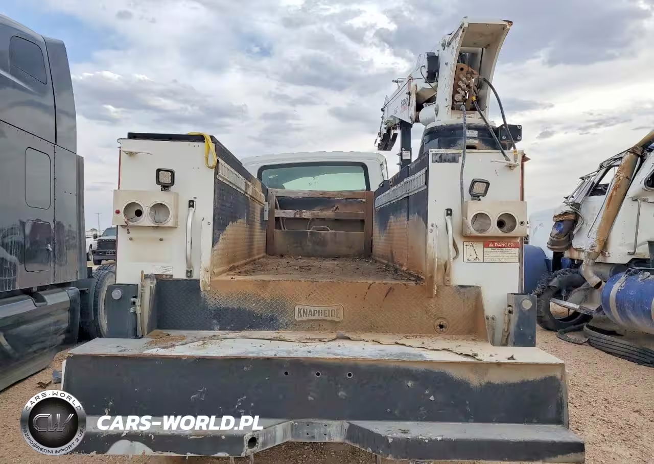2018 International 4300 Utility - Service Truck VIN:1HTMMMML5JH350229 - 6
