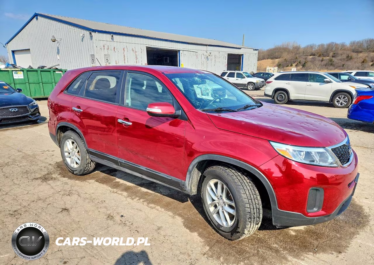 2014 Kia Sorento Lx VIN:5XYKT3A60EG529017 - 4