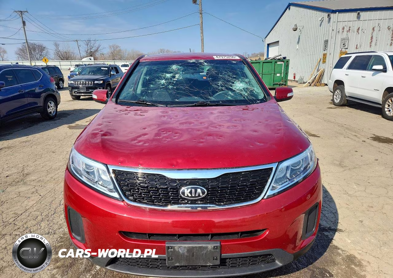 2014 Kia Sorento Lx VIN:5XYKT3A60EG529017 - 5