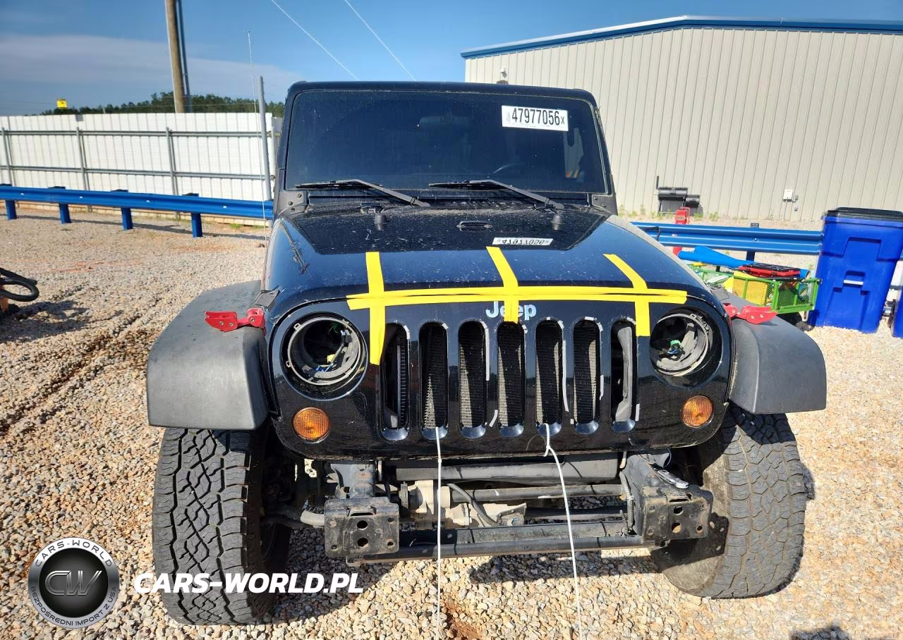 2011 Jeep Wrangler Unlimited Rubicon VIN:1J4BA6H18BL616112 - 5