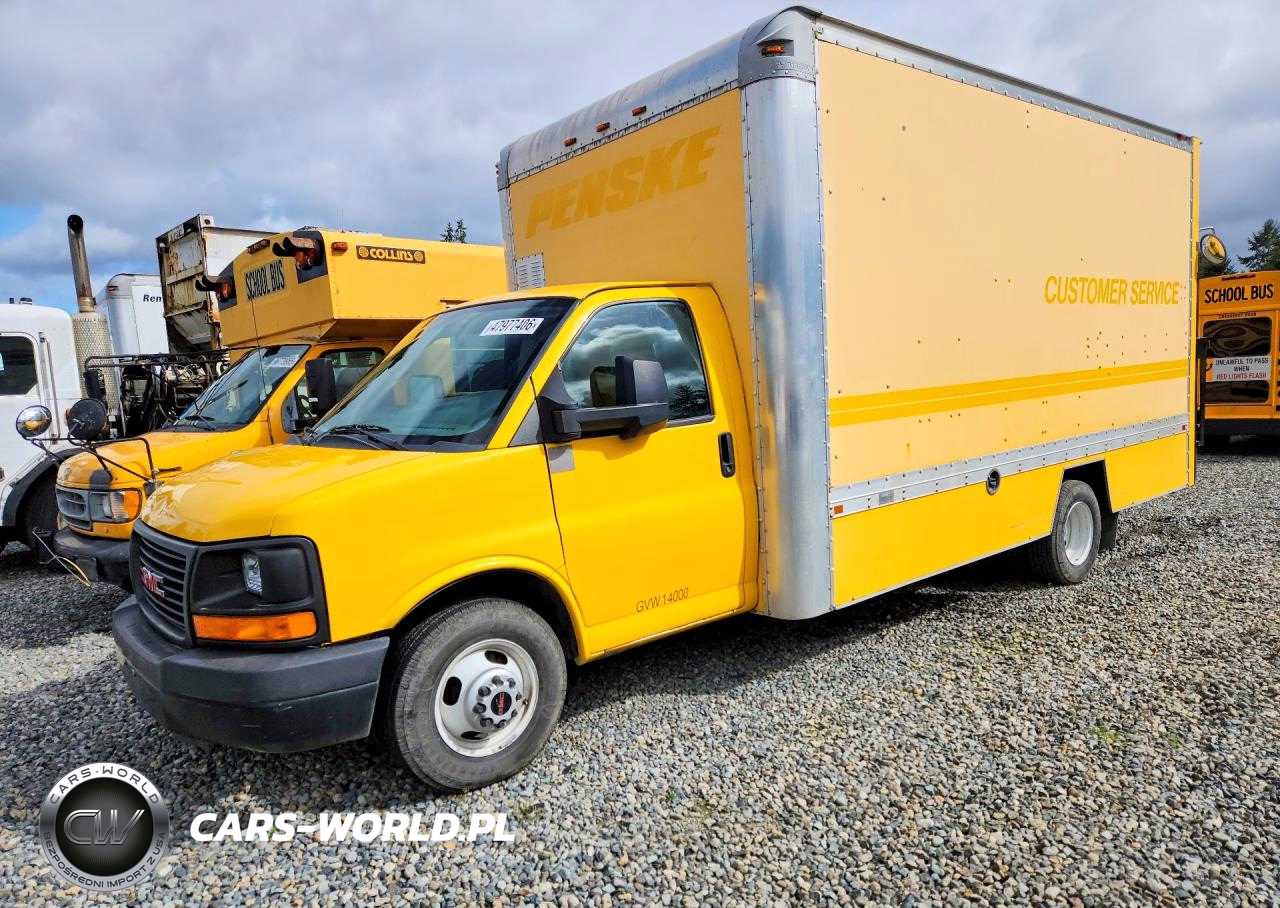 2011 GMC Savana Box Truck