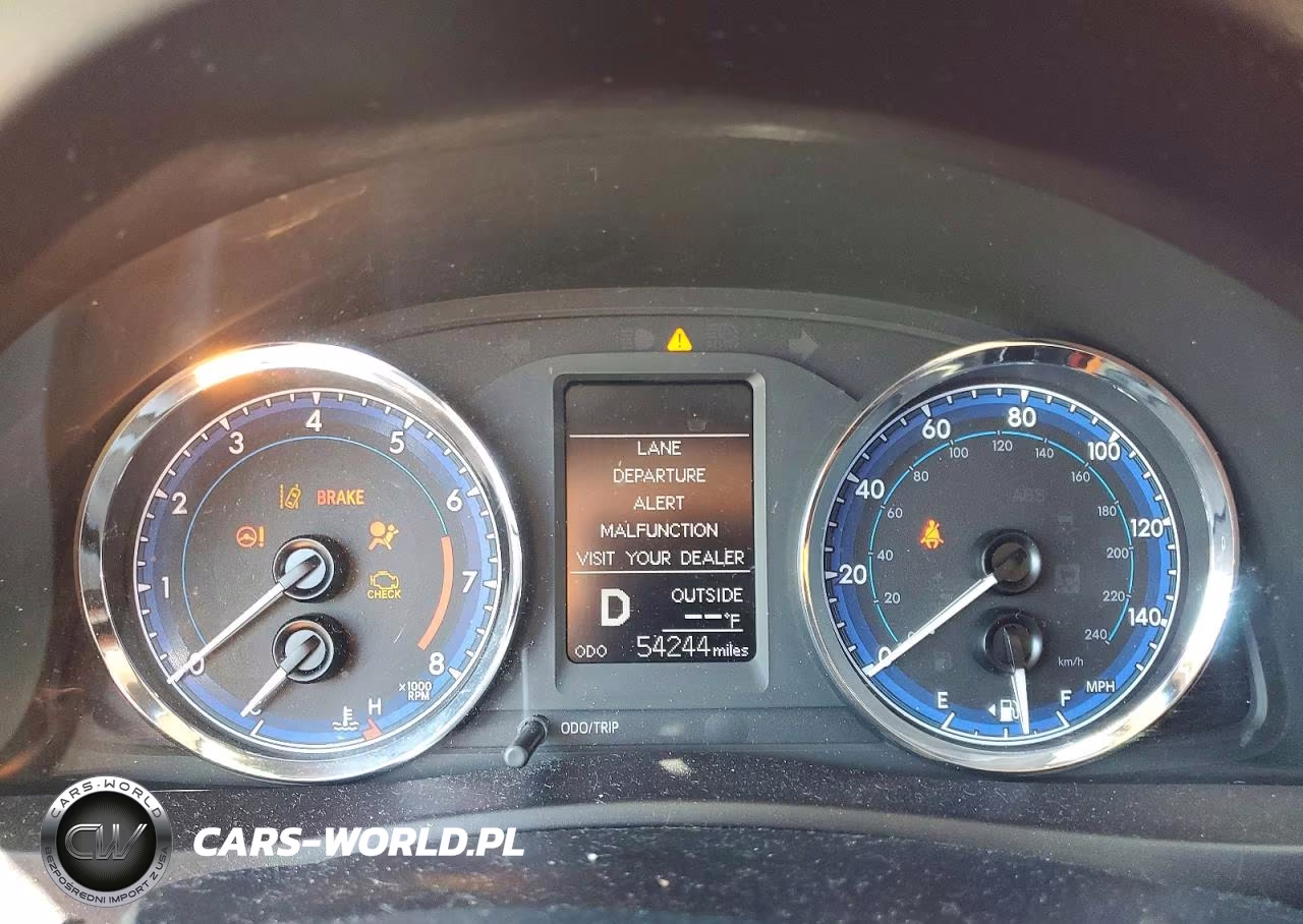 2017 Toyota Corolla Le VIN:5YFBURHE6HP664581 - 9