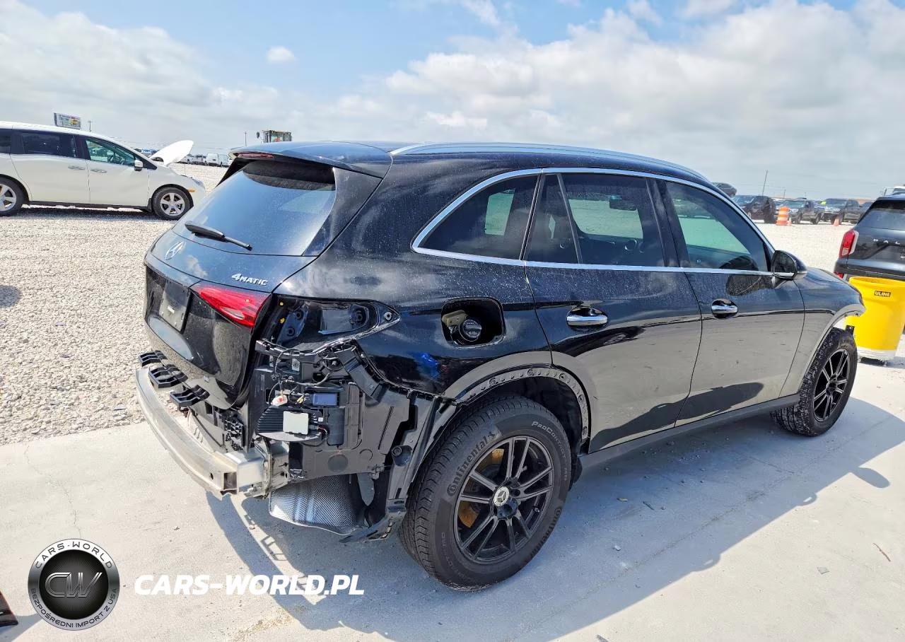 2025 Mercedes-Benz Glc 300 4Matic VIN:W1NKM4HB8SU083451 - 3