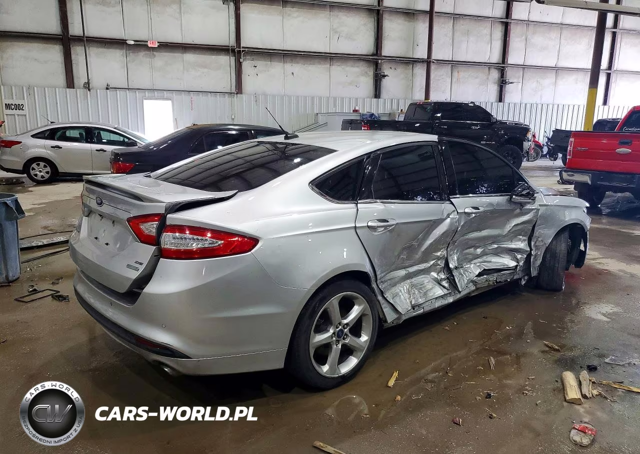2015 Ford Fusion Se VIN:3FA6P0HD8FR153141 - 3