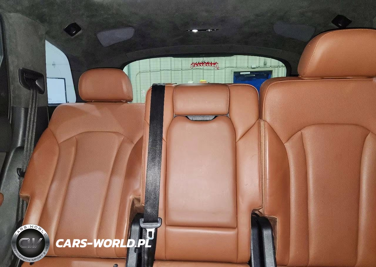 2020 Audi Q7 Prestige VIN:WA1VXAF77LD006414 - 10