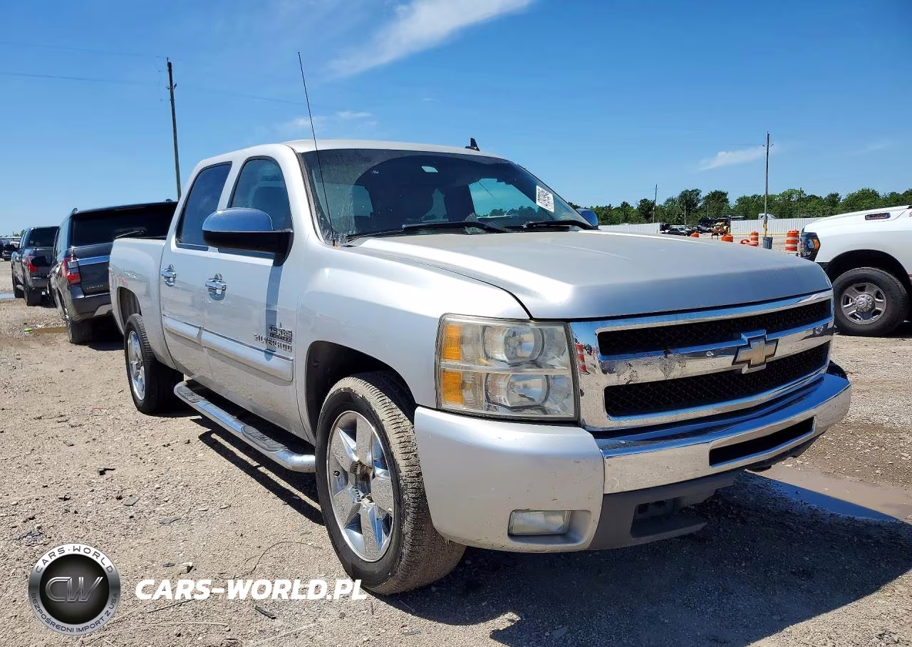 2011 Chevrolet Silverado C1500 Lt VIN:3GCPCSE01BG361536 - 4