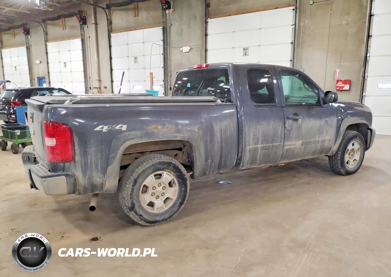 2011 Chevrolet Silverado K1500 Lt VIN:1GCRKSE3XBZ317203 - 3