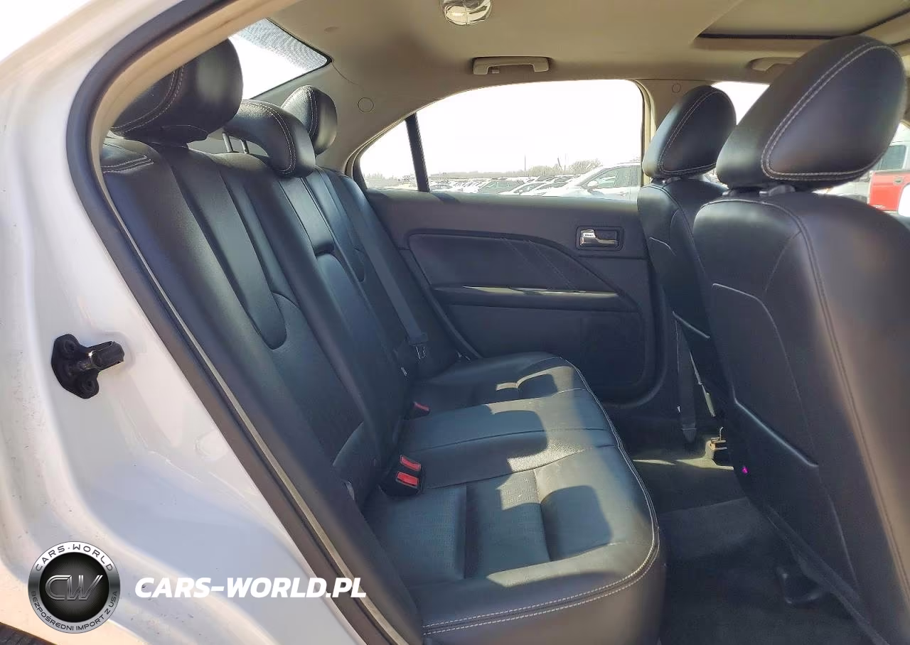2012 Ford Fusion Sport VIN:3FAHP0KC3CR184947 - 10