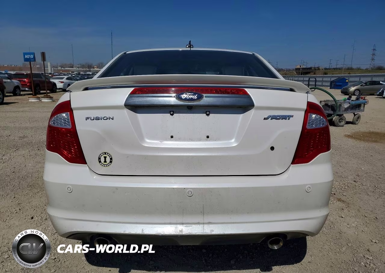 2012 Ford Fusion Sport VIN:3FAHP0KC3CR184947 - 6