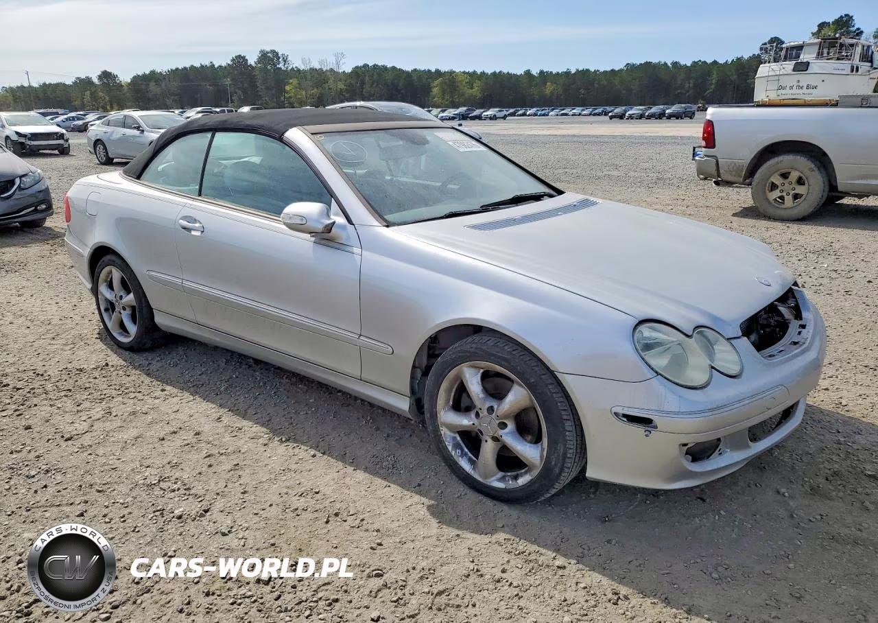2005 Mercedes-Benz Clk 320 VIN:WDBTK65J05F130875 - 4