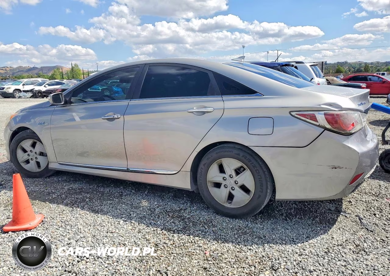 2012 Hyundai Sonata Hybrid Base VIN:KMHEC4A47CA037708 - 2