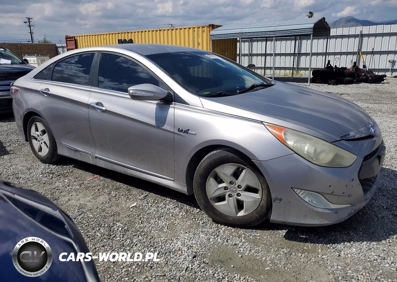 2012 Hyundai Sonata Hybrid Base VIN:KMHEC4A47CA037708 - 4