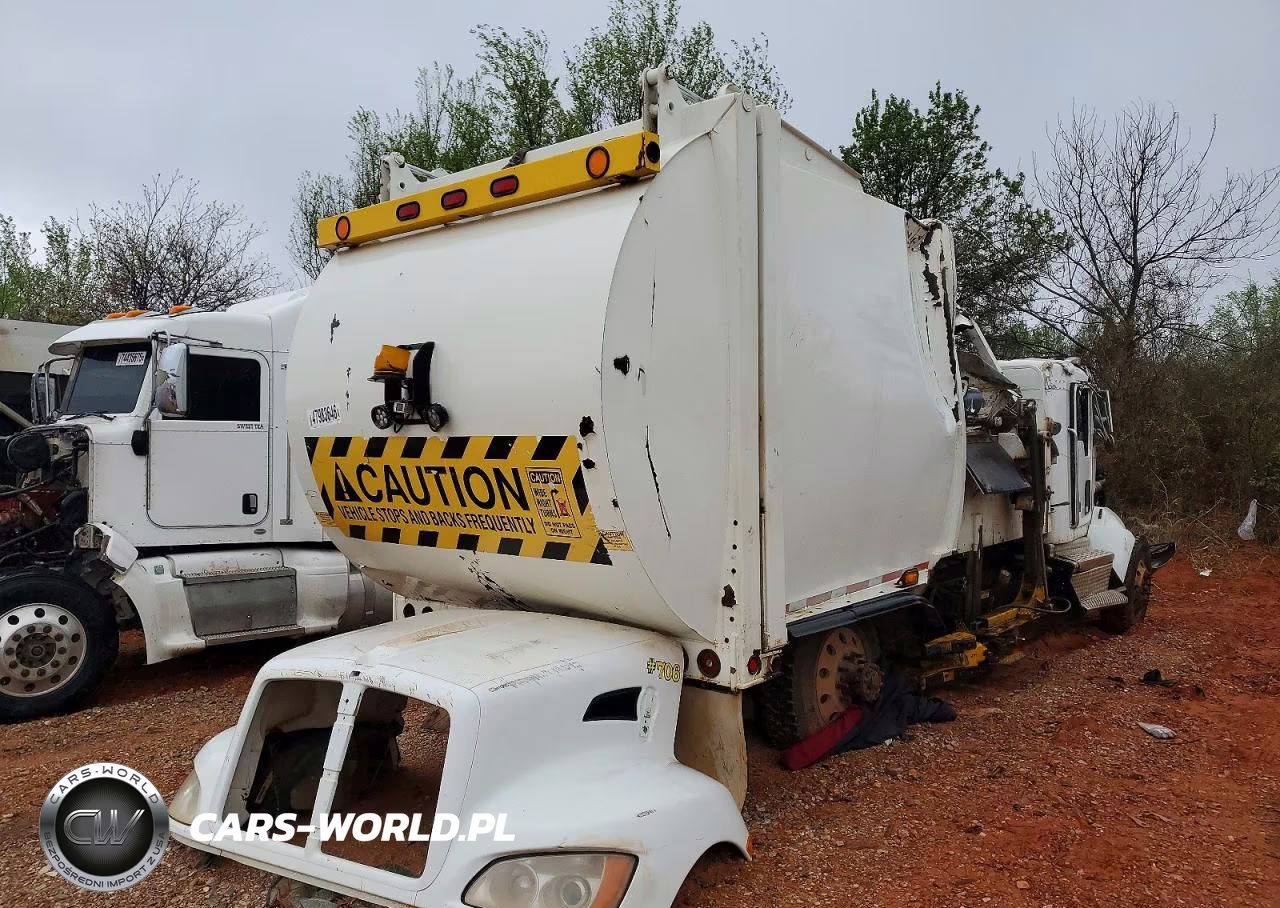 KENWORTH CONSTRUCTI VIN:2NKHHJ7X8KM358830 - 4
