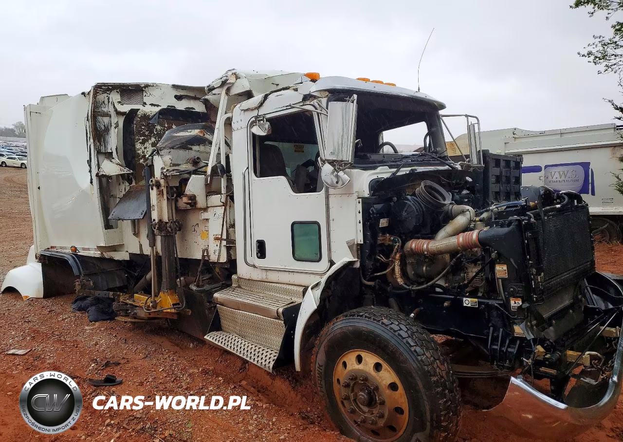 KENWORTH CONSTRUCTI VIN:2NKHHJ7X8KM358830 - 9