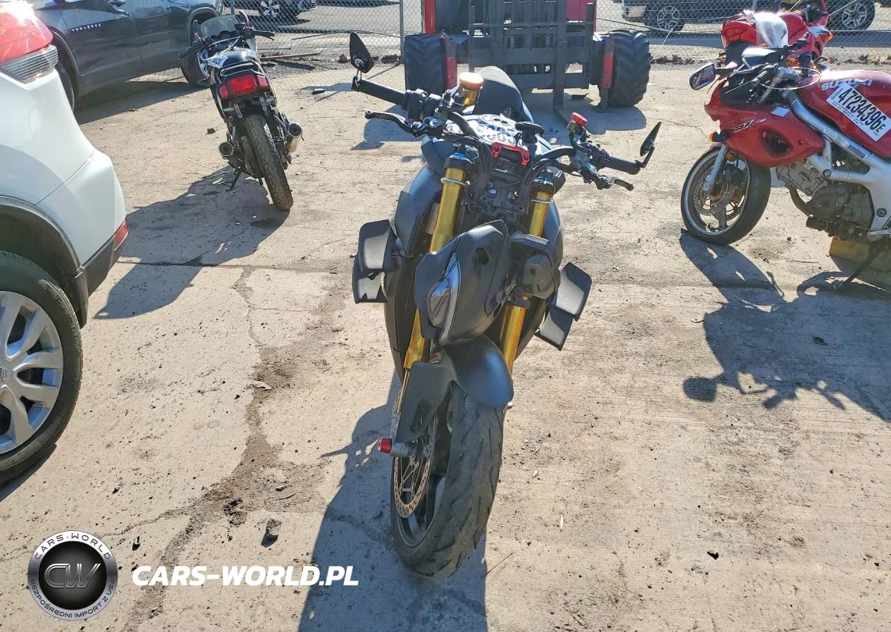 2022 Ducati Streetfighter V4 VIN:ZDMFAKNWXNB007022 - 2