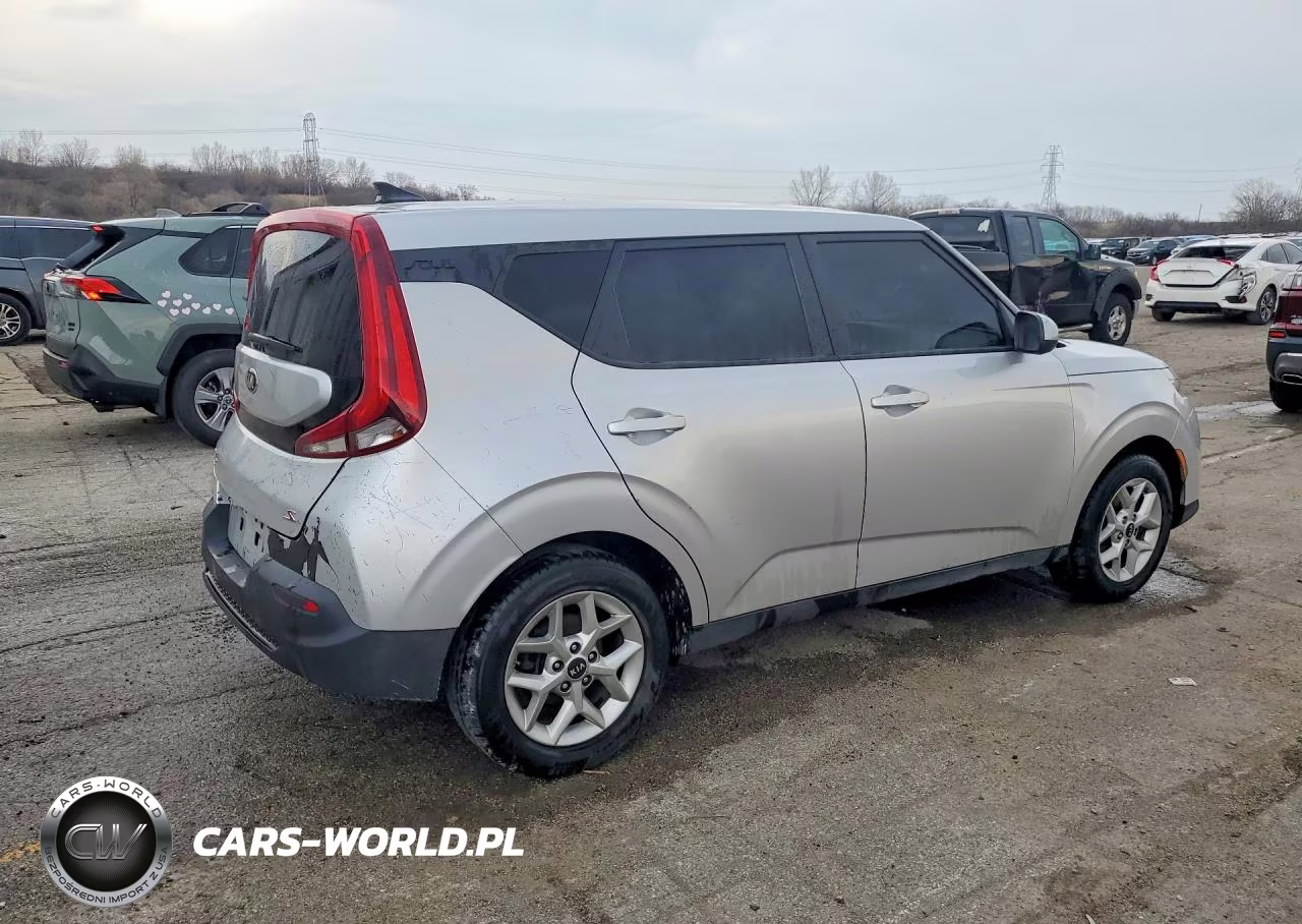 2021 Kia Soul S VIN:KNDJ23AU2M7772885 - 3
