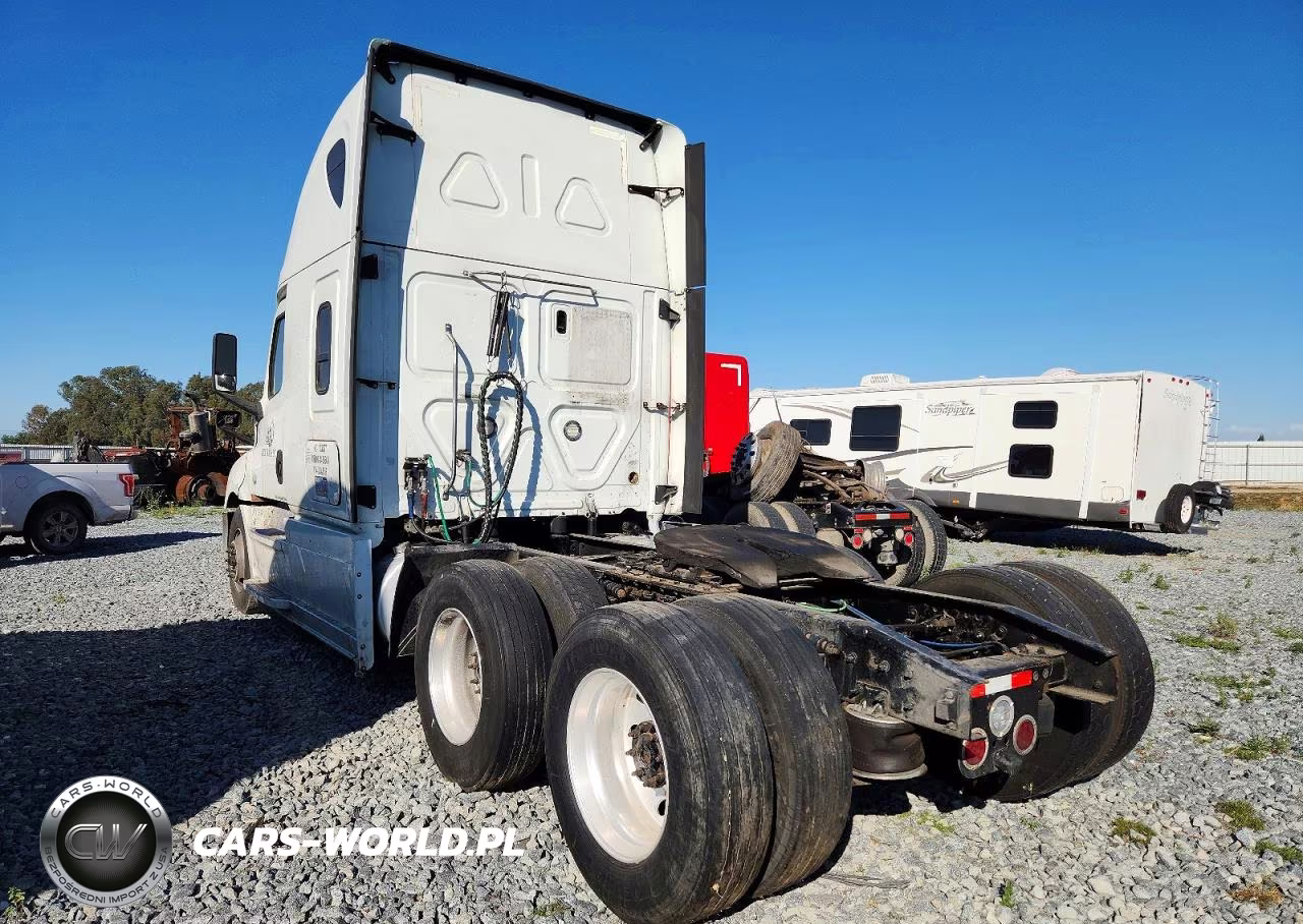 2019 Freightliner Cascadia 126 Semi Truck VIN:3AKJHHDR8KSKJ5161 - 3