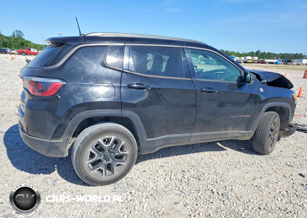 2020 Jeep Compass Trailhawk VIN:3C4NJDDB8LT233377 - 3