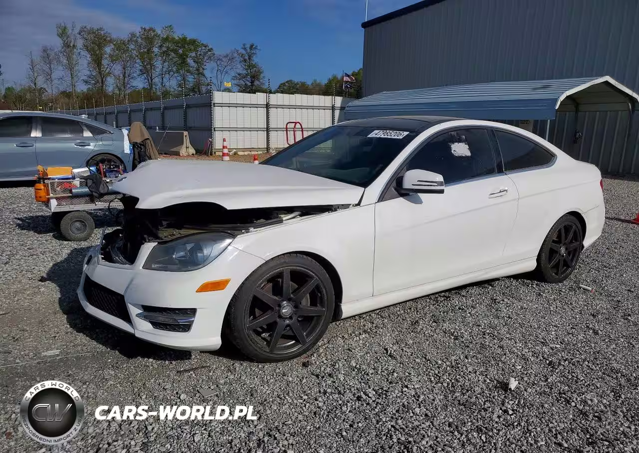 2015 Mercedes-Benz C 250