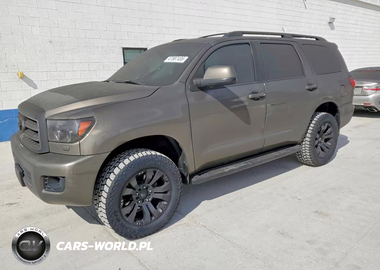 2013 Toyota Sequoia Sr5