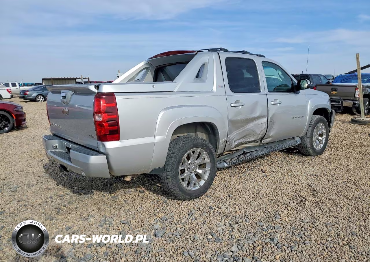 2011 Chevrolet Avalanche Lt VIN:3GNTKFE31BG144451 - 3