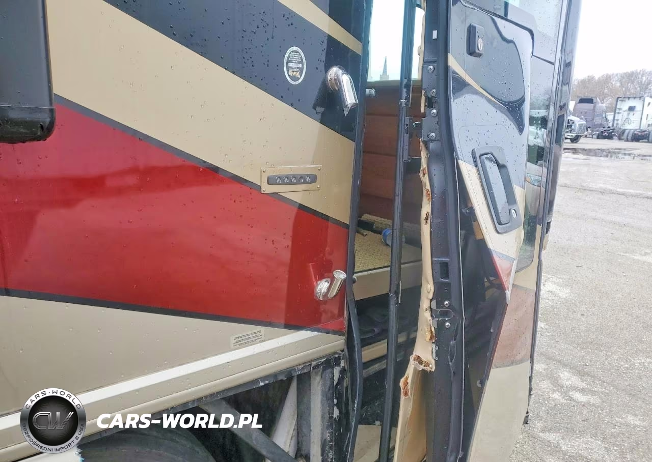 2007 Volvo Rv VIN:4VZAT1C977C059498 - 9
